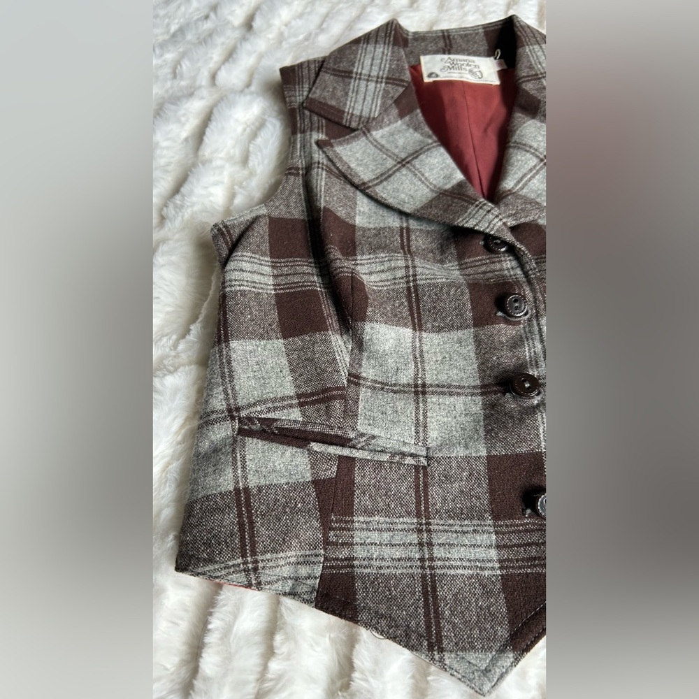 Vintage Wool Plaid Lined Vest - Picture 6 of 11